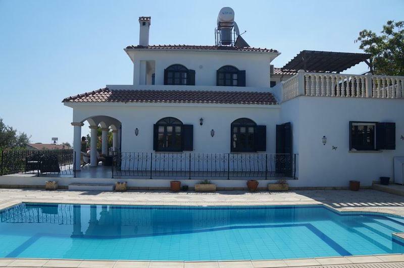 Villa Layla Kerínia Kültér fotó
